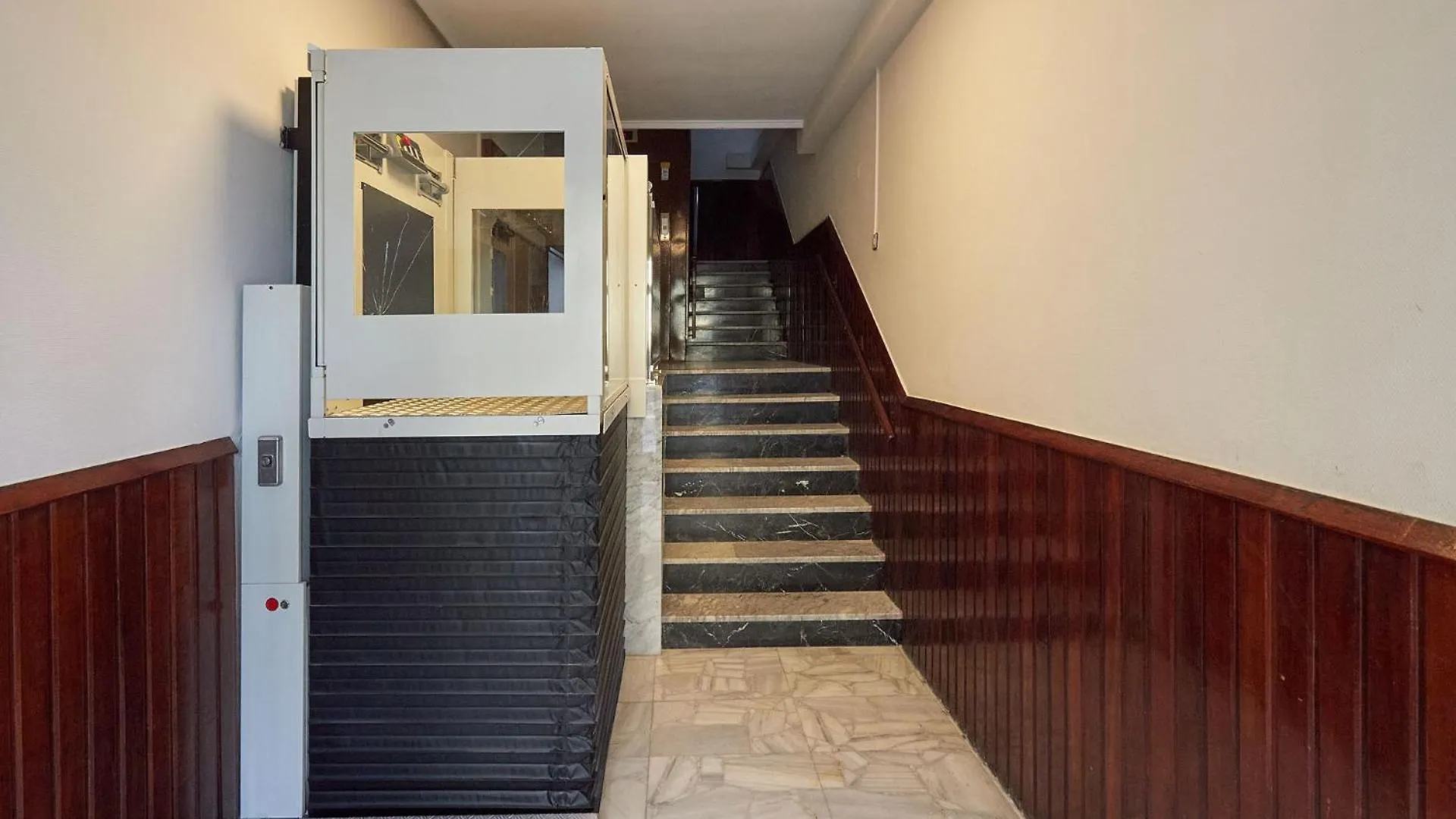Apartment The Rentals Collection - Opera San Sebastian