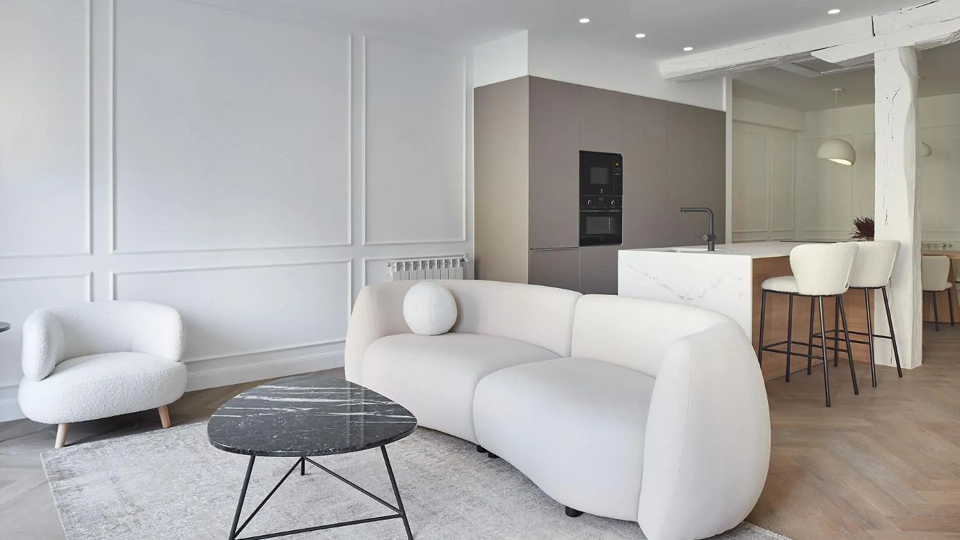 Apartment The Rentals Collection - Opera San Sebastian