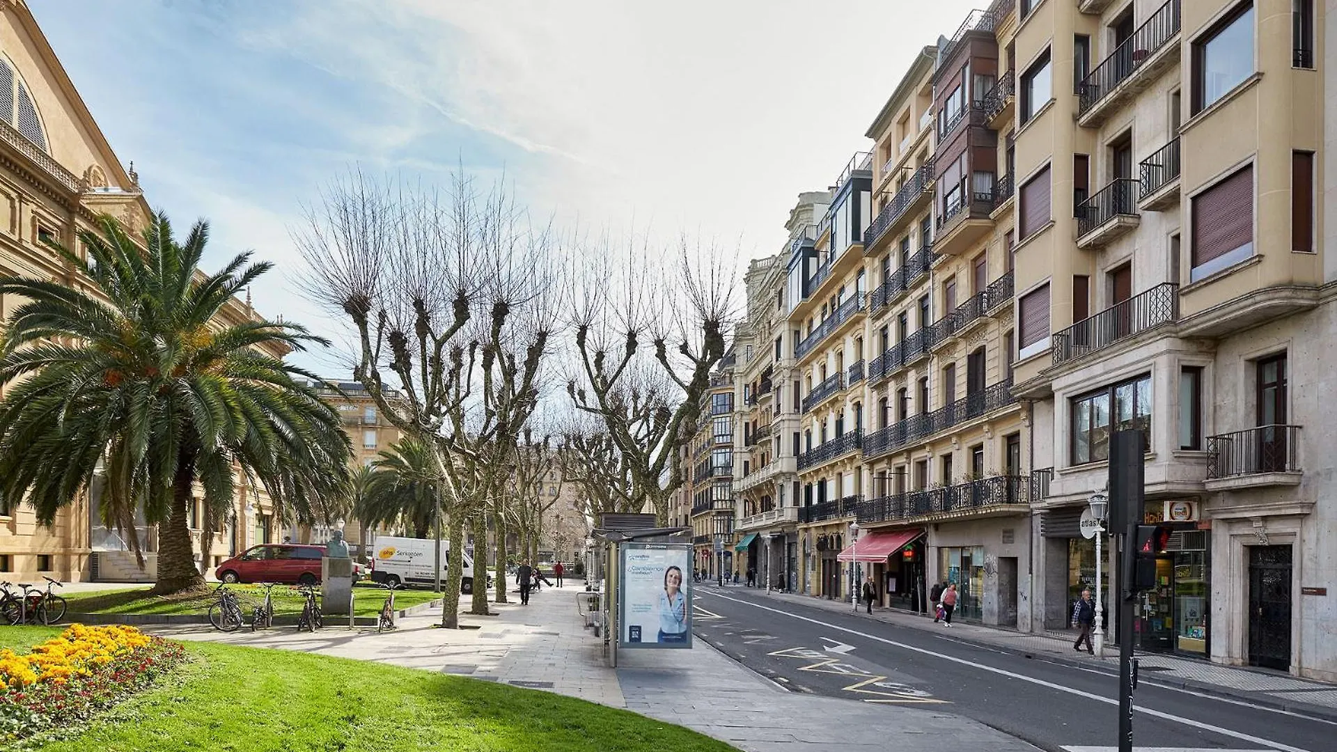 Apartment The Rentals Collection - Opera San Sebastian Spain